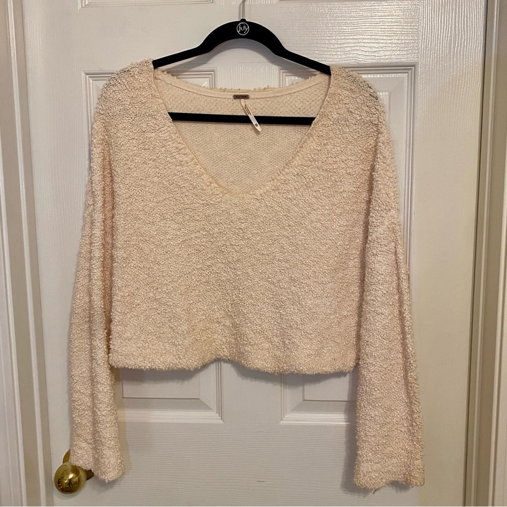 Free People Cream Cropped Sweater🤍
